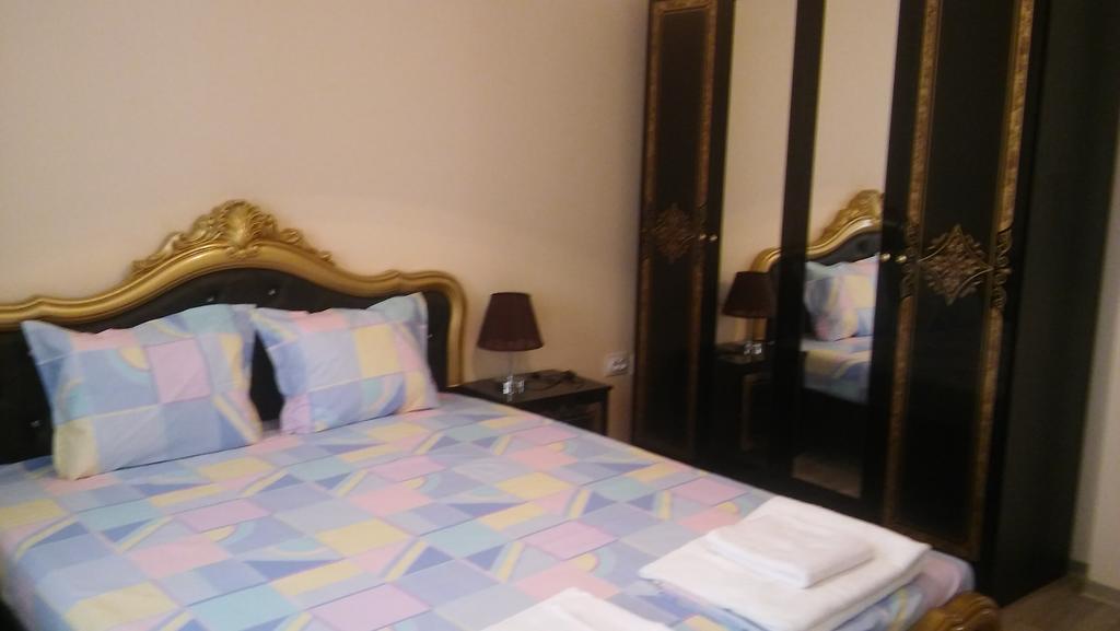 Apartment Izabel Yambol ภายนอก รูปภาพ